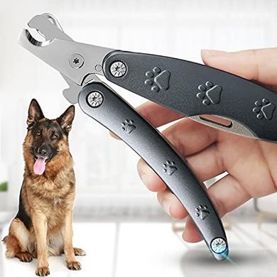 Heavy-duty dog nail clippers for all breeds, smooth & sharp.
