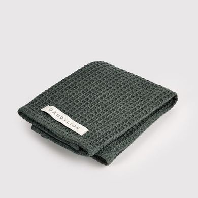 Dandylion Paw Towels: Quick-drying, absorbent cotton for all dogs.