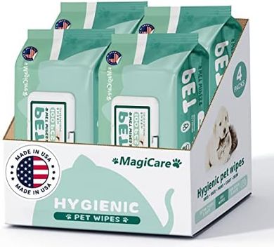 MagiCare Unscented Pet Wipes: 400 wipes for paws, ears, & sensitive skin.
